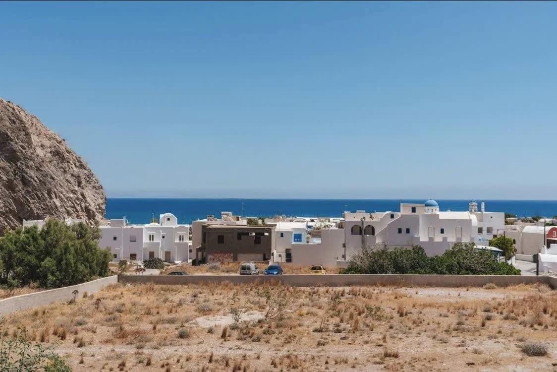 Santorini Seaside Retreat - Flora'S Summer Escape Perísza Kültér fotó