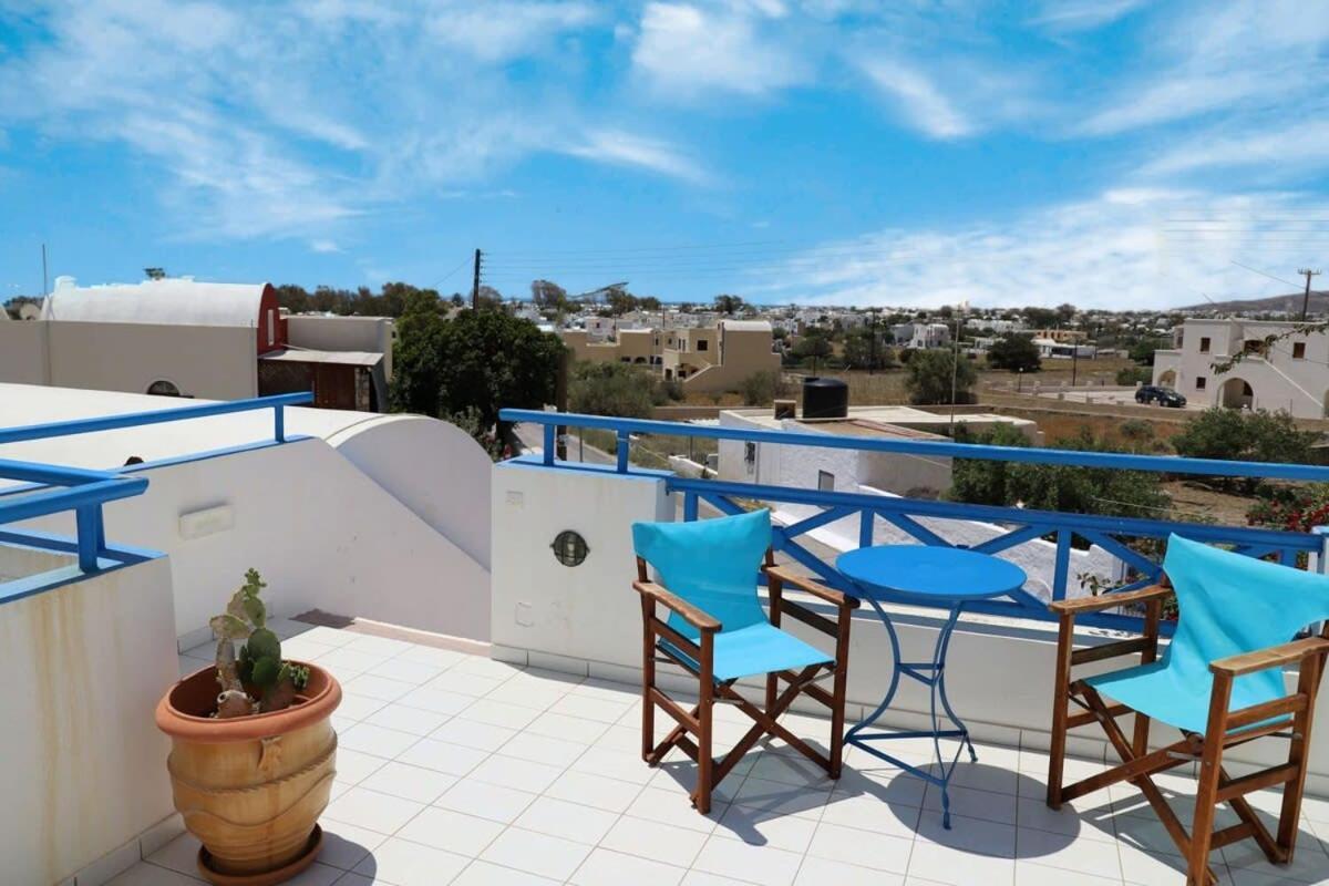 Santorini Seaside Retreat - Flora'S Summer Escape Perísza Kültér fotó