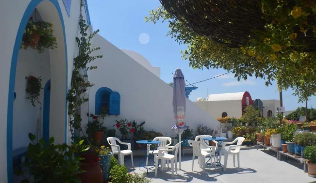 Santorini Seaside Retreat - Flora'S Summer Escape Perísza Kültér fotó