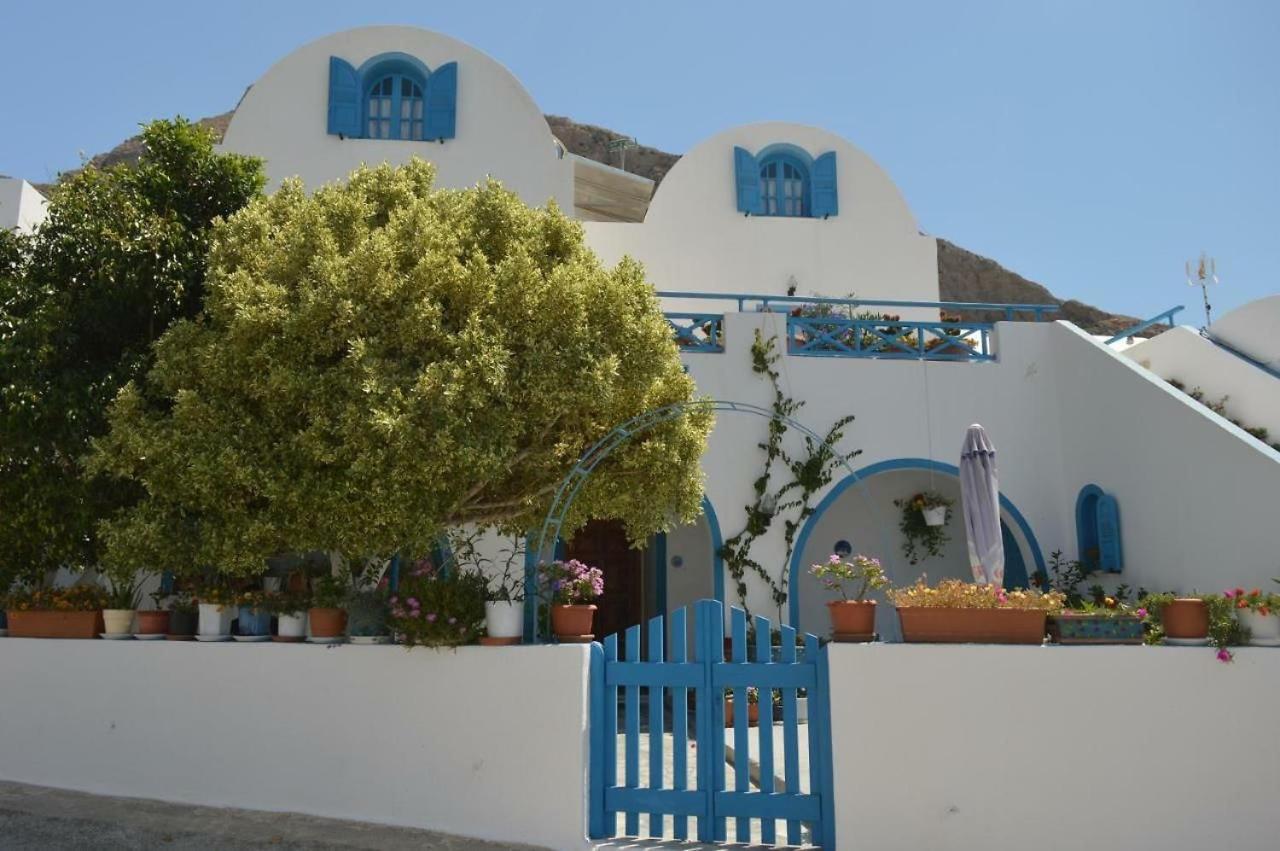 Santorini Seaside Retreat - Flora'S Summer Escape Perísza Kültér fotó